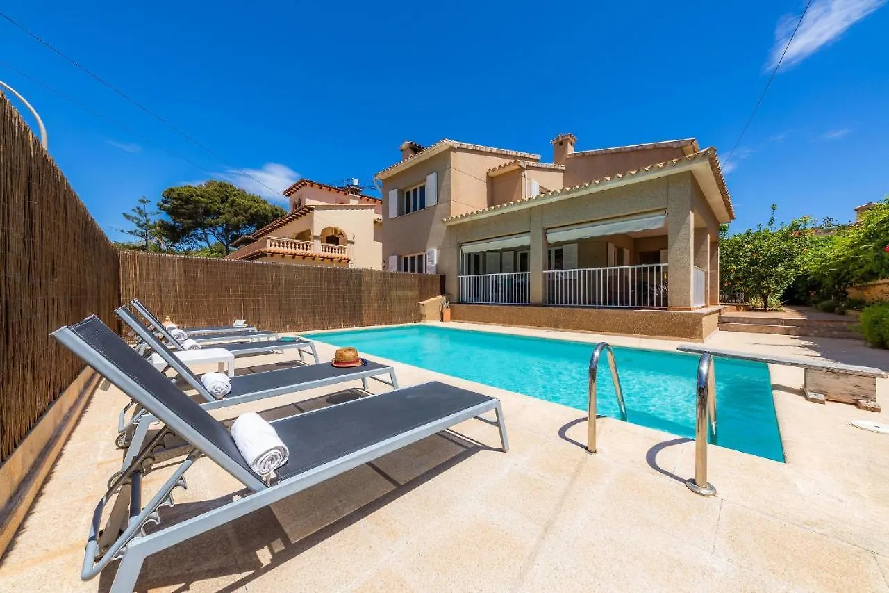קאלה ראטג'אדה Villa Paca קאלה ראטג'אדה